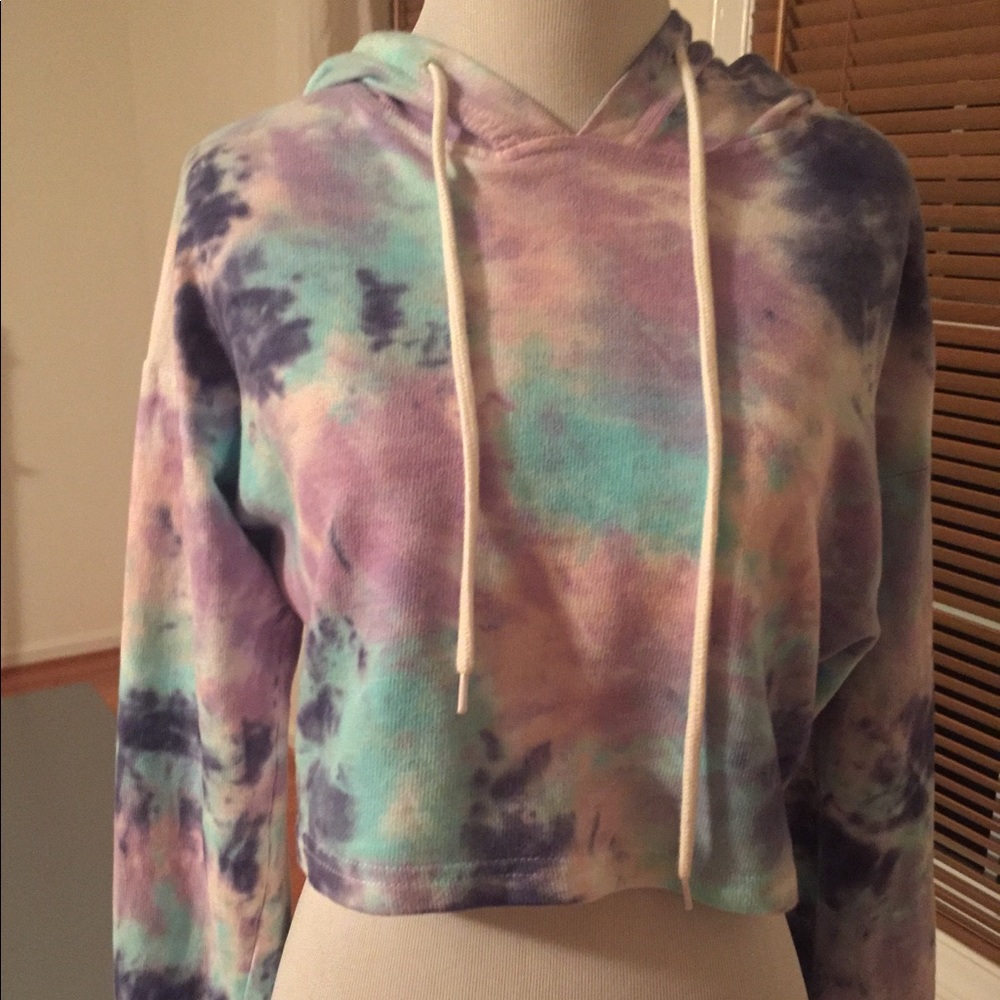 Tie dye cropped sweater